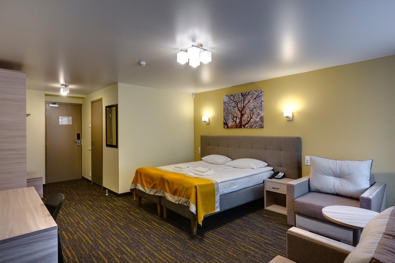 Liivarand Hotel Narva-Jõesuu Buitenkant foto