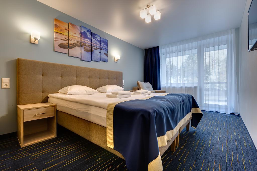 Liivarand Hotel Narva-Jõesuu Buitenkant foto