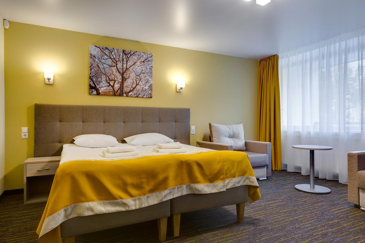 Liivarand Hotel Narva-Jõesuu Buitenkant foto