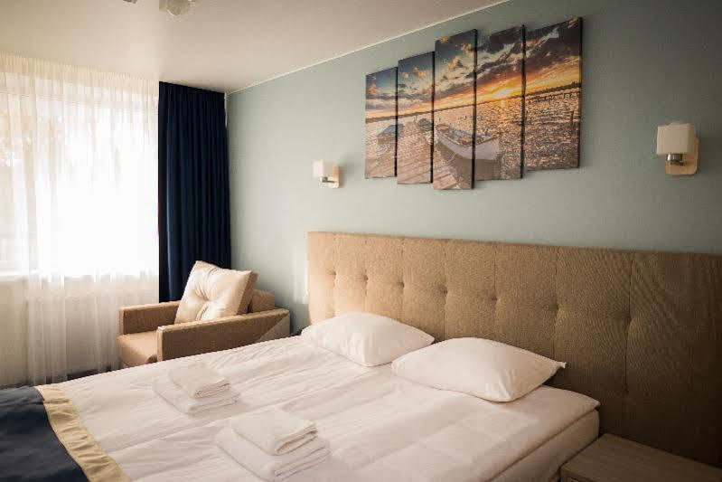 Liivarand Hotel Narva-Jõesuu Buitenkant foto